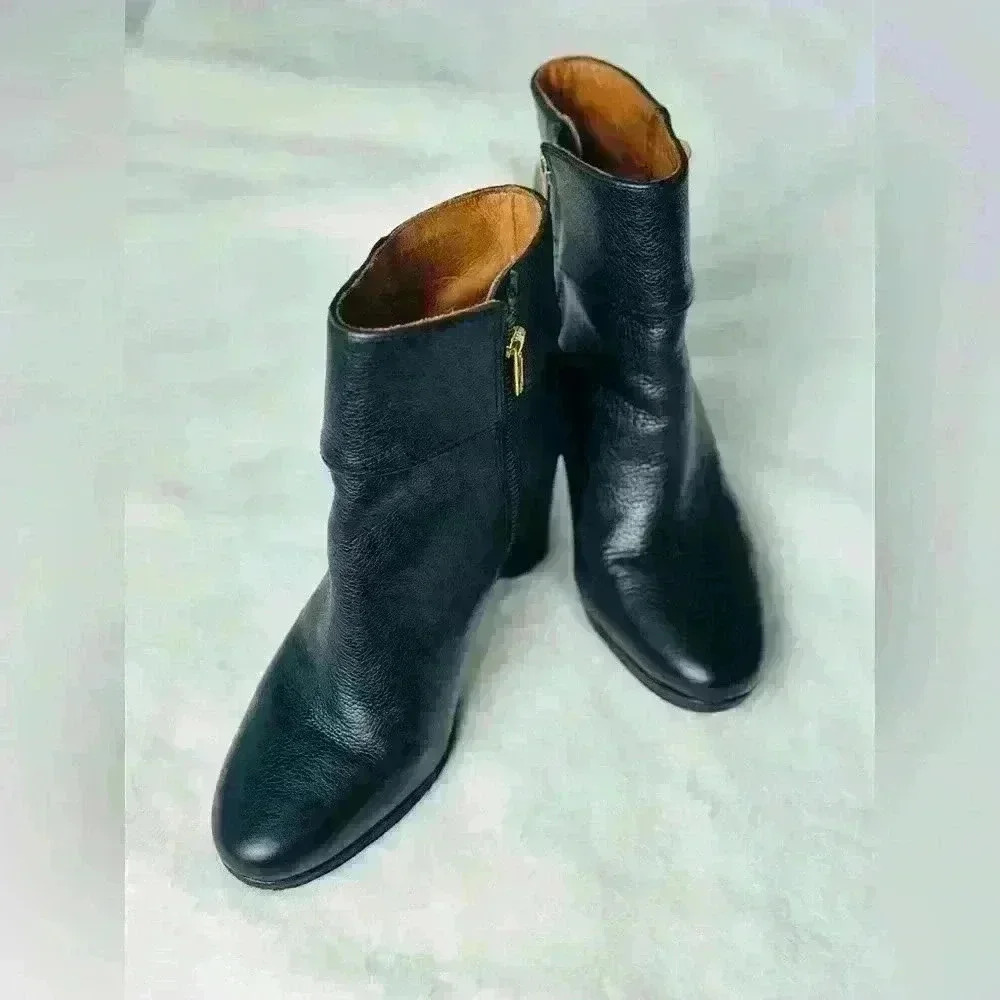Kate Spade New York Bridgette Black Leather Heeled Ankle Booties Size 9M - Picture 1 of 14